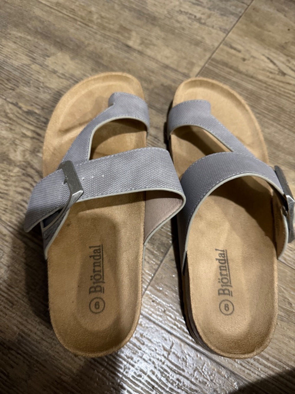 Shoes - Picture 3 of 4